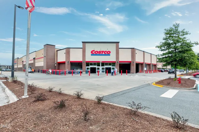 $318,000 | 134 Riverwalk Circle, Cary, NC 27511