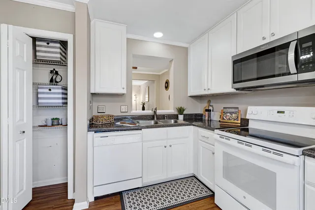 $318,000 | 134 Riverwalk Circle, Cary, NC 27511