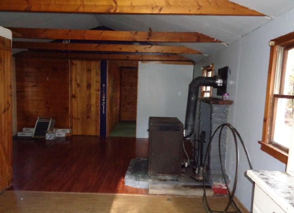 880 Winding Hill Road Norridgewock, ME 04957 - Photo 9 of 12 Living room area