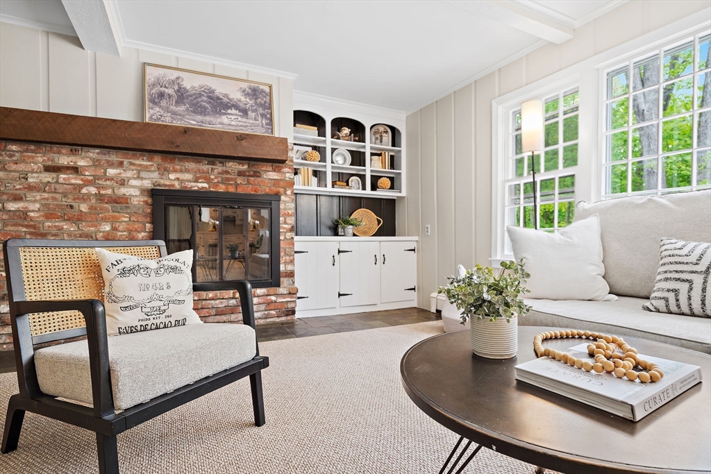28 Old Village Road Acton, MA 01720 - Photo 6 of 37