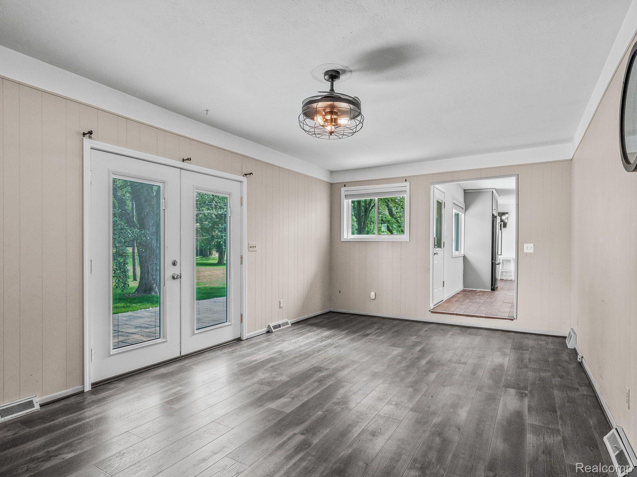 1256 Shenandoah Drive Rochester, MI 48306 - Photo 14 of 31 Leads to Patio