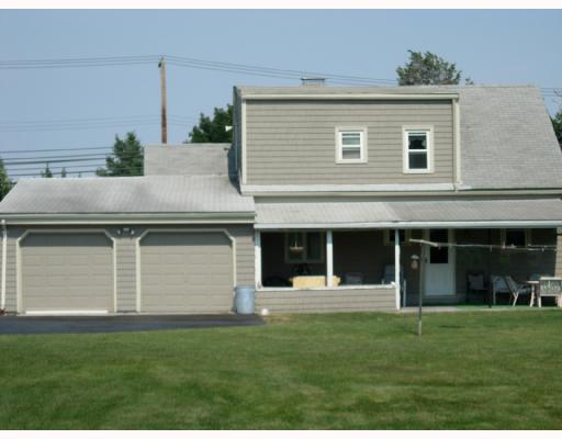 2032 East Main Road Portsmouth, RI 02871 - Photo 8 of 8 Exterior Back.