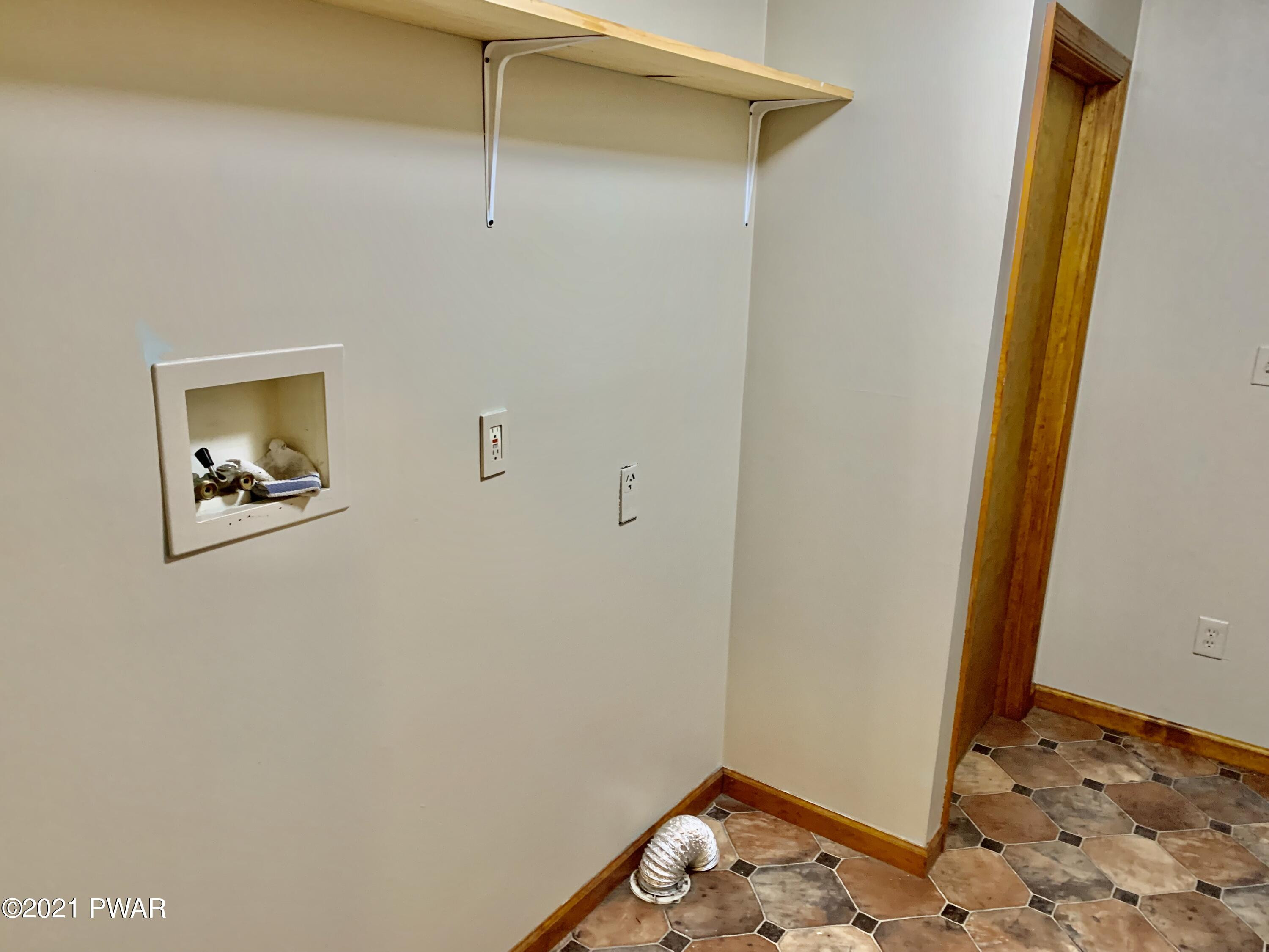 274 Murphy Hill Road Pleasant Mount, PA 18453 - Photo 25 of 32