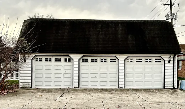 a view of utility room