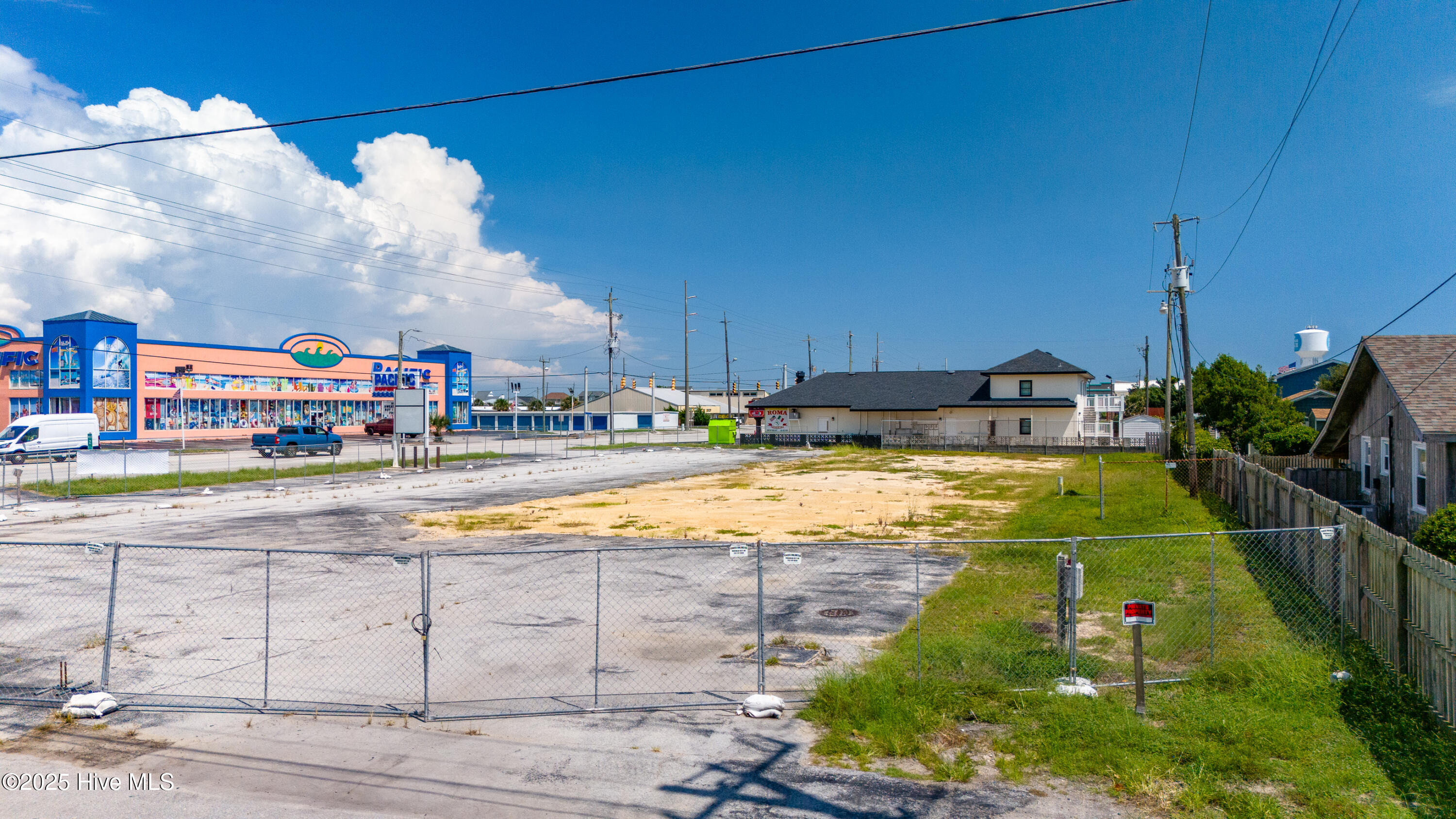 413 West Fort Macon Road Atlantic Beach, NC 28512 - Photo 4 of 24 Beach Tavern Parcel
