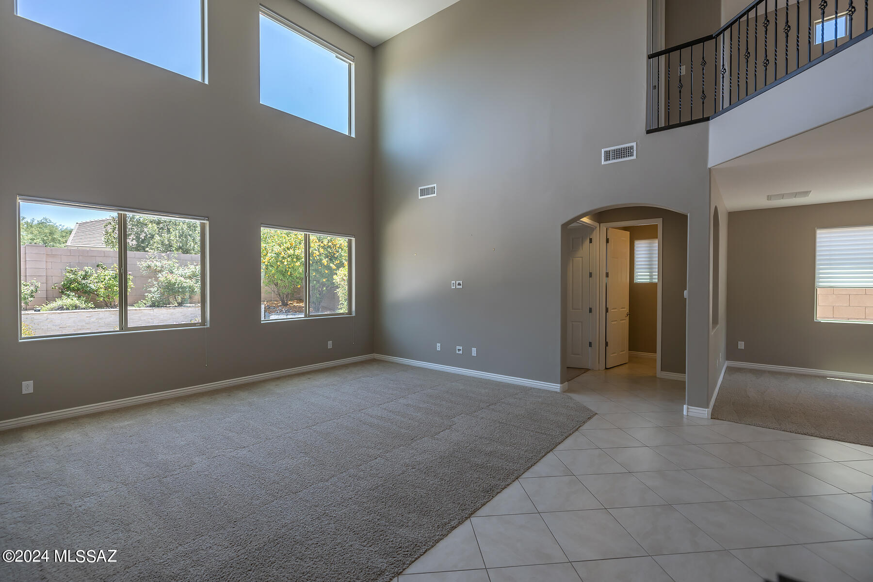 8526 North Gaetano Loop Tucson, AZ 85742 - Photo 5 of 49