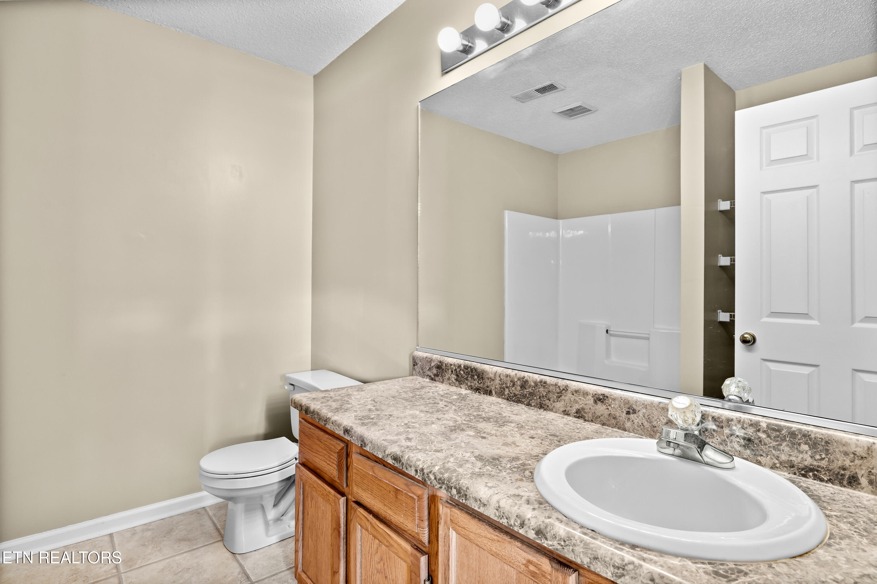 8015 Fenton Way Powell, TN 37849 - Photo 12 of 34 8015FentonWay-12