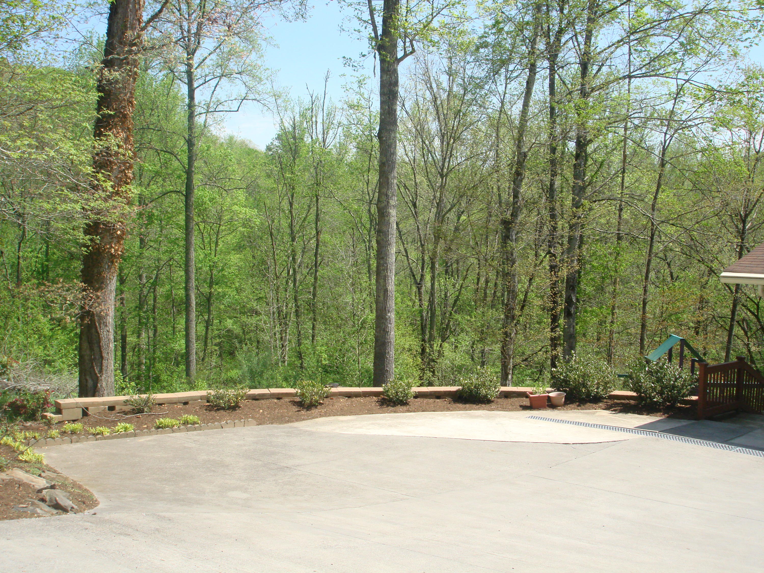 113 Greystone Drive Oak Ridge, TN 37830 - Photo 34 of 36 AND EXPANDED PARKING!