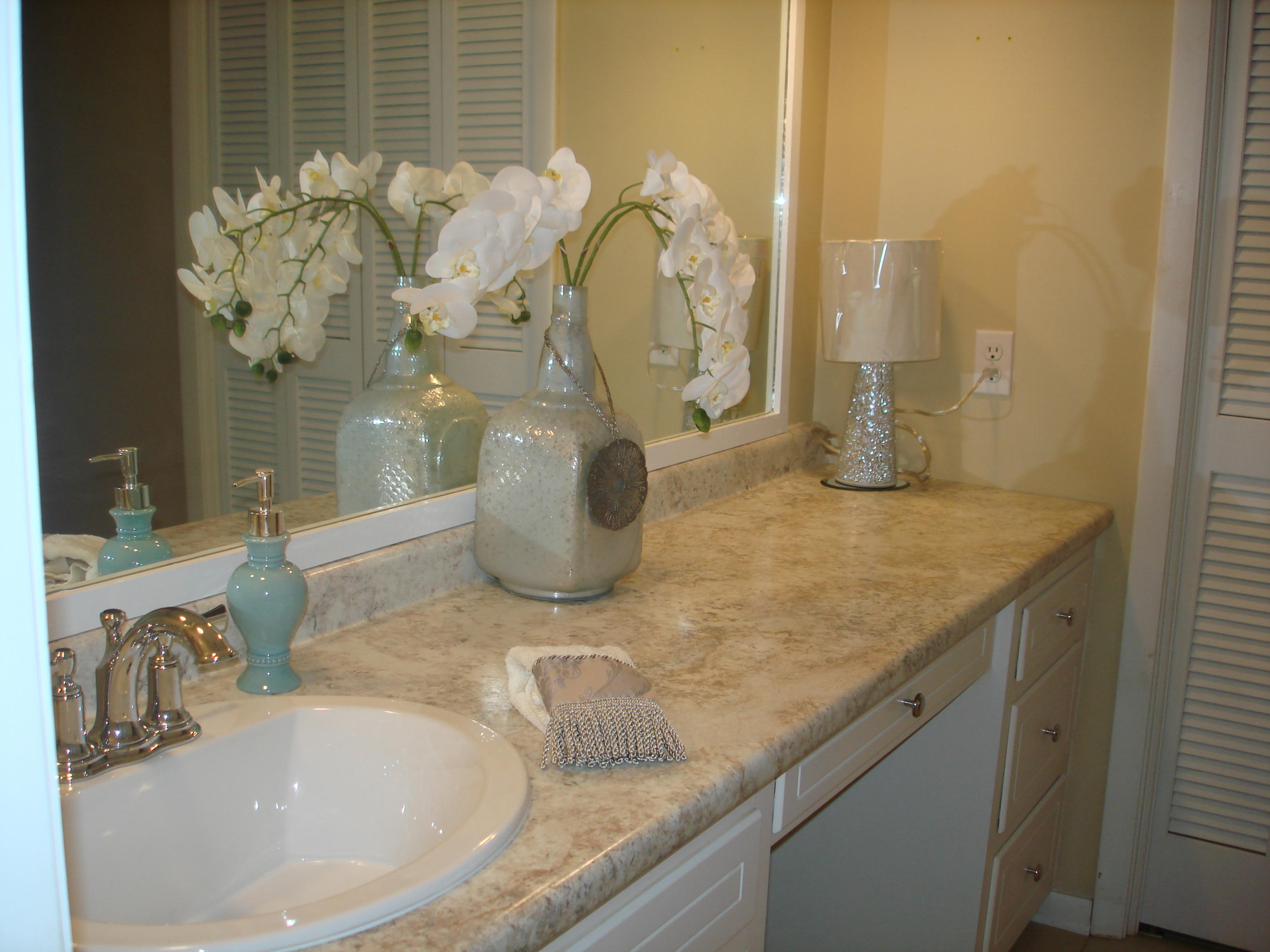113 Greystone Drive Oak Ridge, TN 37830 - Photo 5 of 36 BEAUTIFUL NEW MASTER BATH