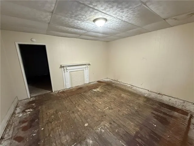 a view of empty room