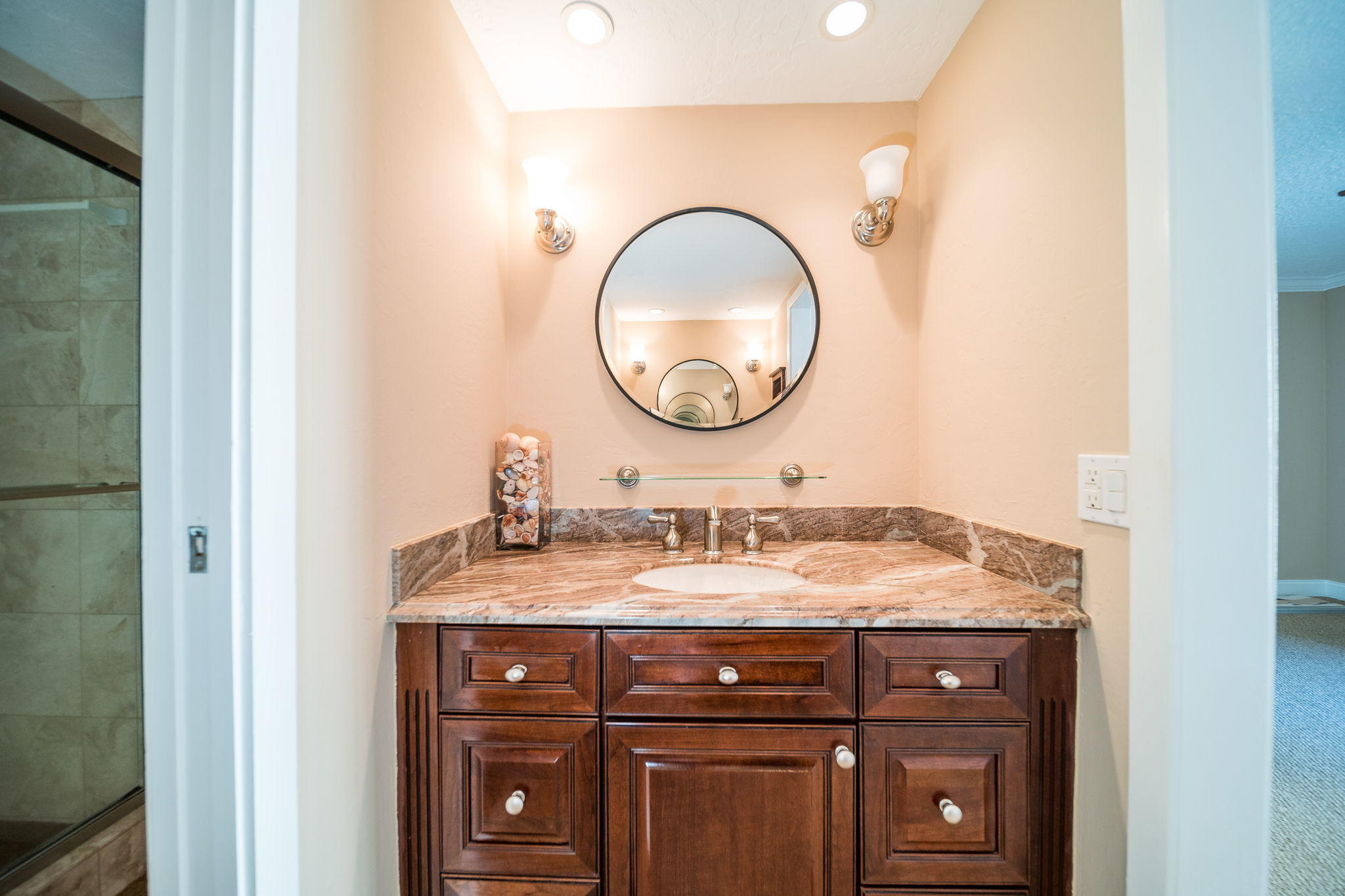 5460 North Ocean Drive, Unit 3D Riviera Beach, FL 33404 - Photo 17 of 30 Master Bathroom