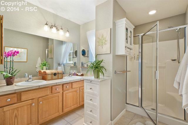 1079 Kara Ridge Point Colorado Springs, CO 80907 - Photo 6 of 25