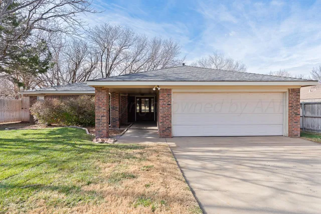 $260,000 | 3 Greenwood Lane, Canyon, TX 79015