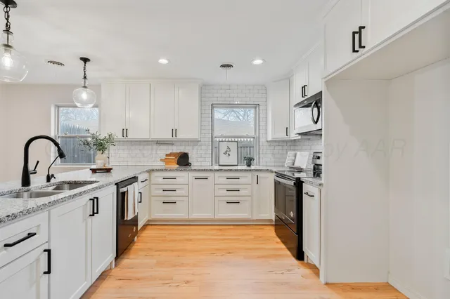 $260,000 | 3 Greenwood Lane, Canyon, TX 79015