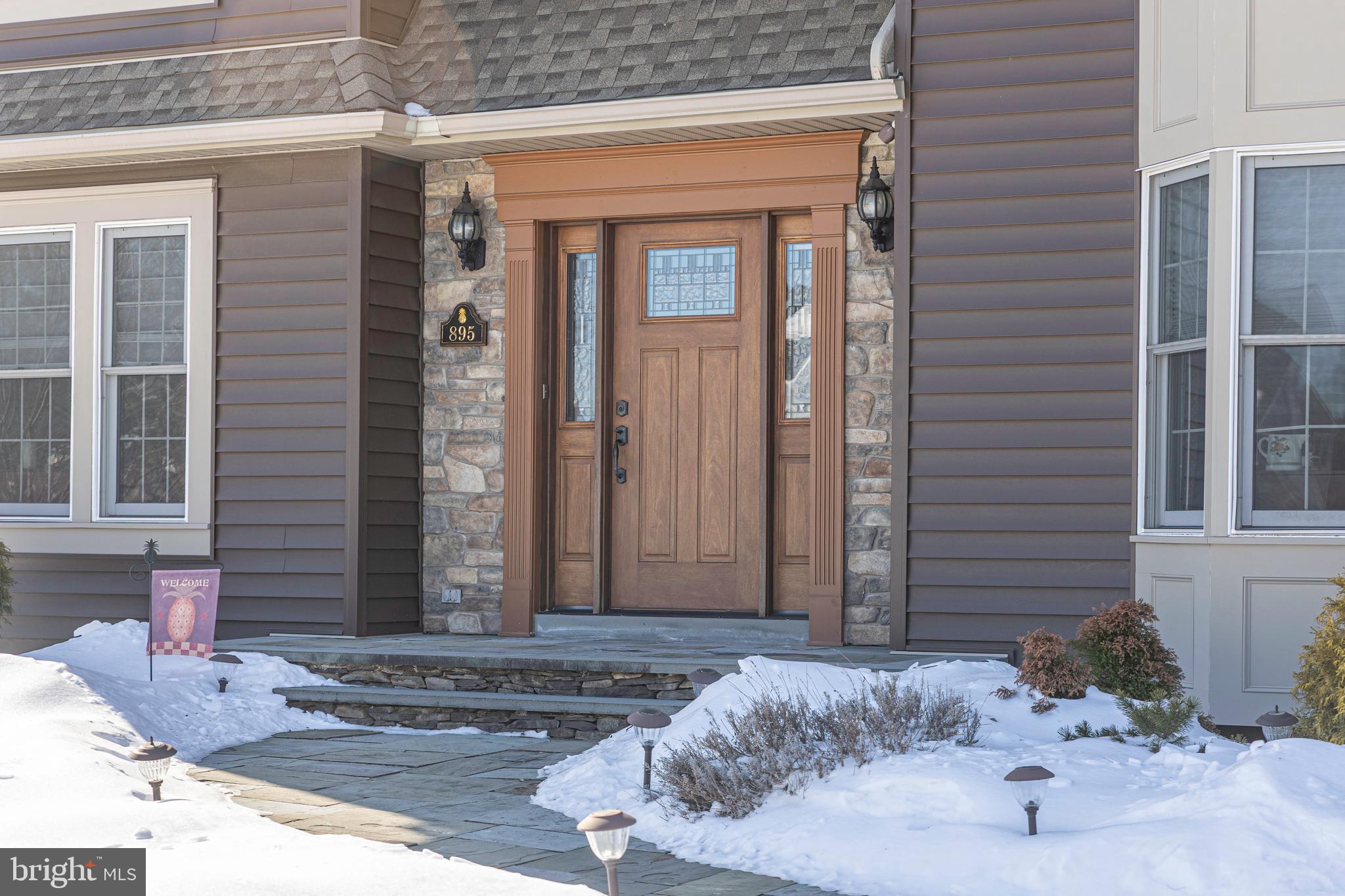 895 Slate Hill Road Yardley, PA 19067 - Photo 4 of 67