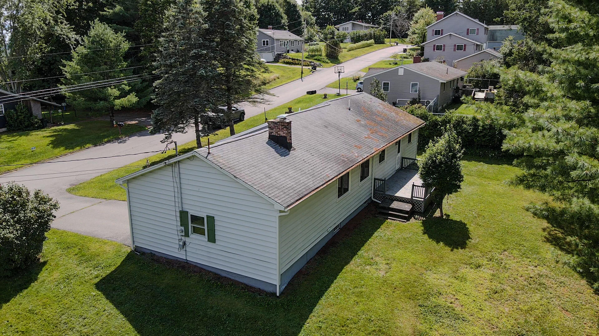 5 Highview Terrace Veazie, ME 04401 - Photo 3 of 20 2024-08-21-13-34-32-828