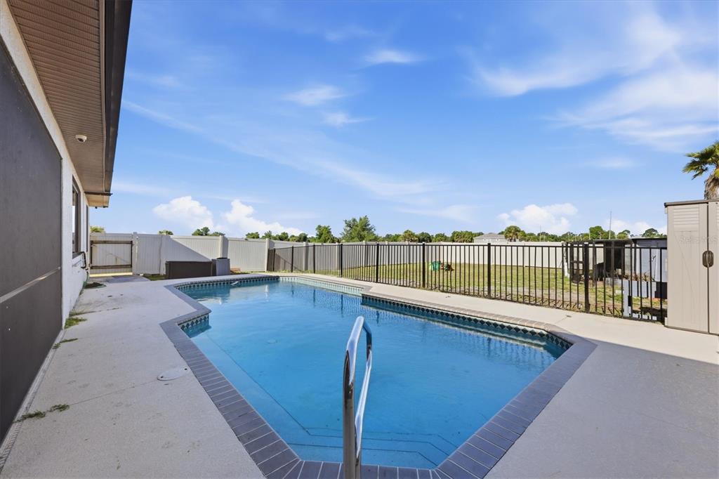 20 Brig Circle East Placida, FL 33946 - Photo 29 of 44 a view of a balcony with city view