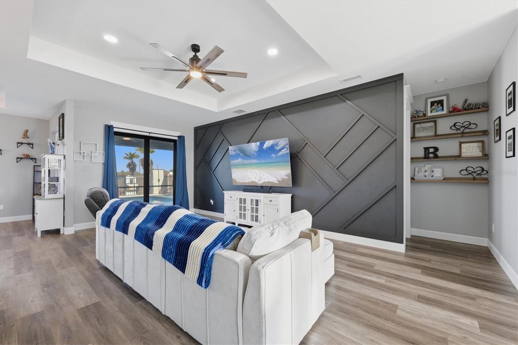 20 Brig Circle East Placida, FL 33946 - Photo 5 of 44 a living room with furniture and a ceiling fan