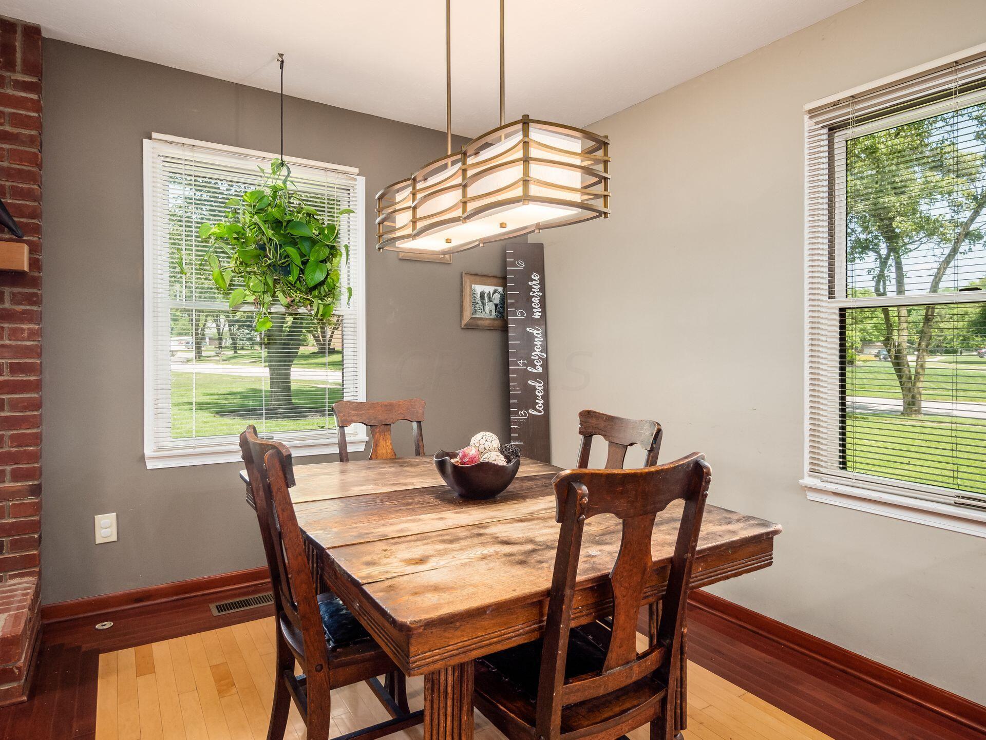 117 Forest Ridge Court Powell, OH 43065 - Photo 17 of 60 Dining Area