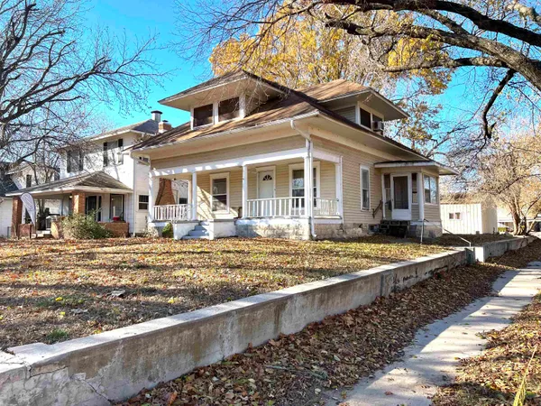 $30,000 | 425 North 4th Street, Arkansas City, KS 67005