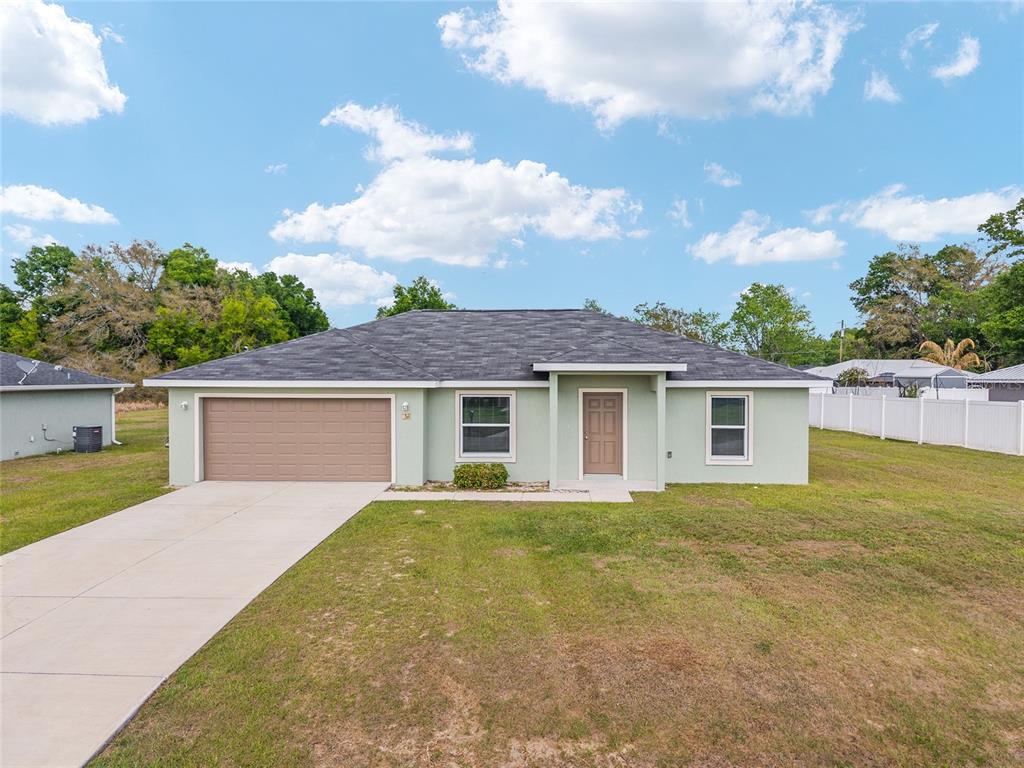 22 Juniper Loop Circle Ocala, FL 34480 - Photo 1 of 53