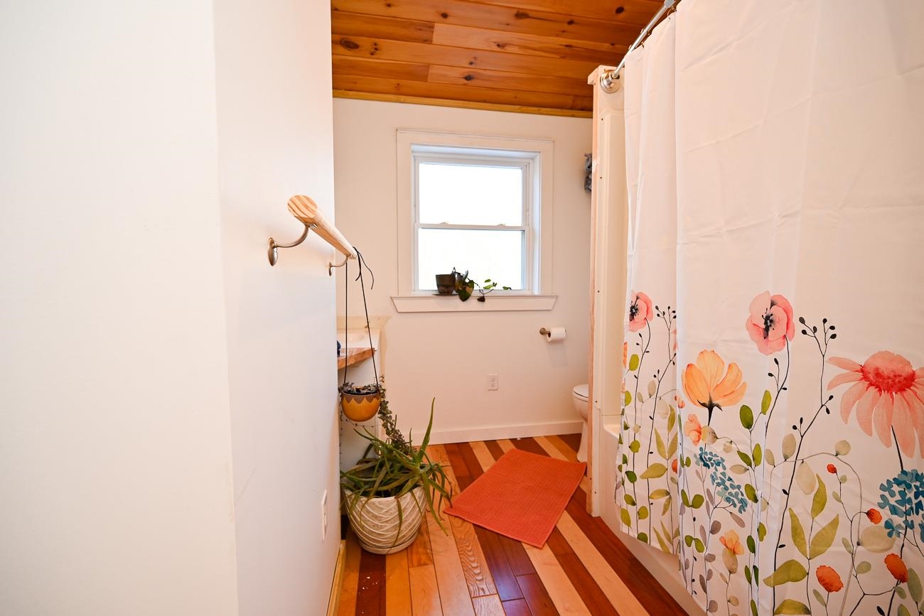 66 R Ledge Farm Road Nottingham, NH 03290 - Photo 12 of 18