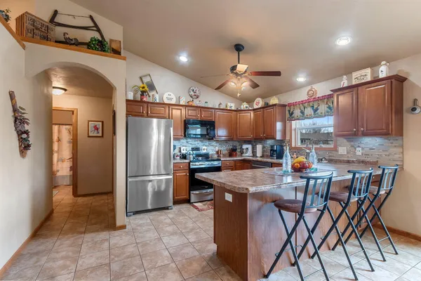 $414,900 | 2008 Nature's Way, Menasha, WI 54952