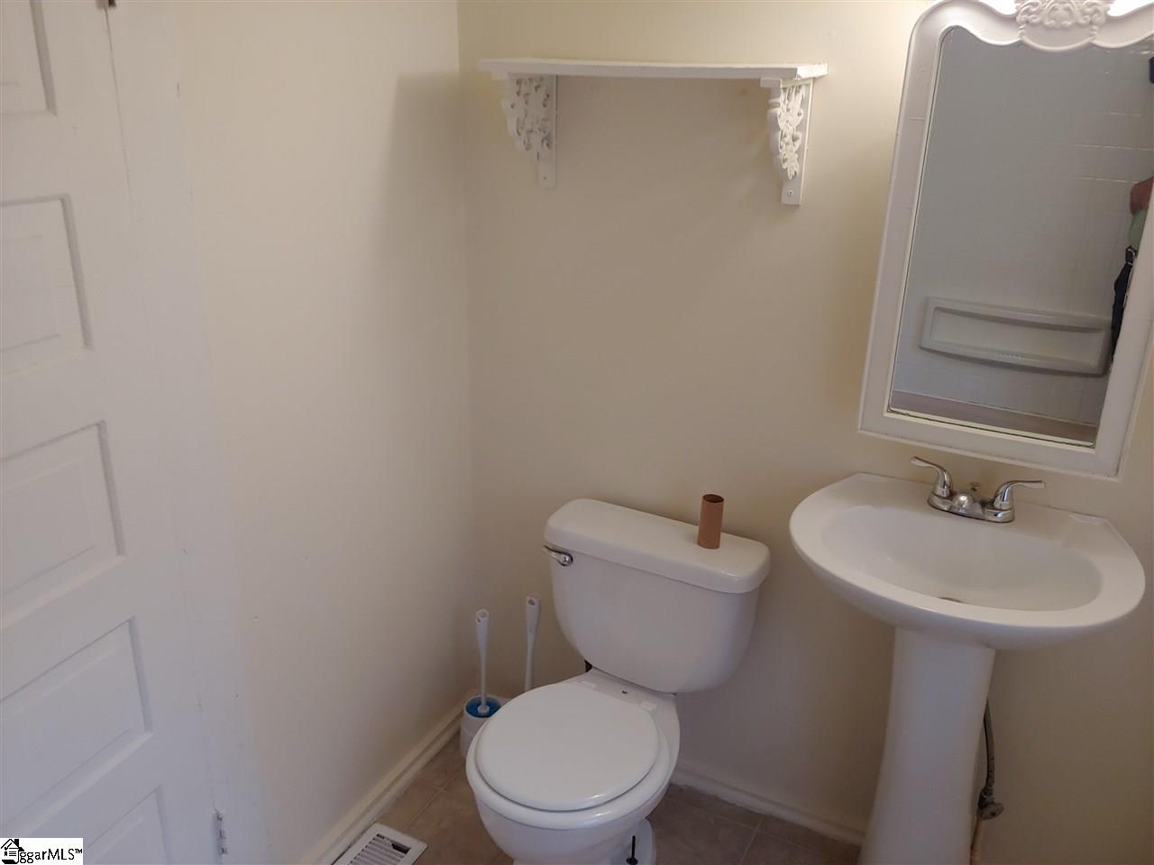 11 Spring Street Piedmont, SC 29673 - Photo 14 of 24 Gallery Image 14
