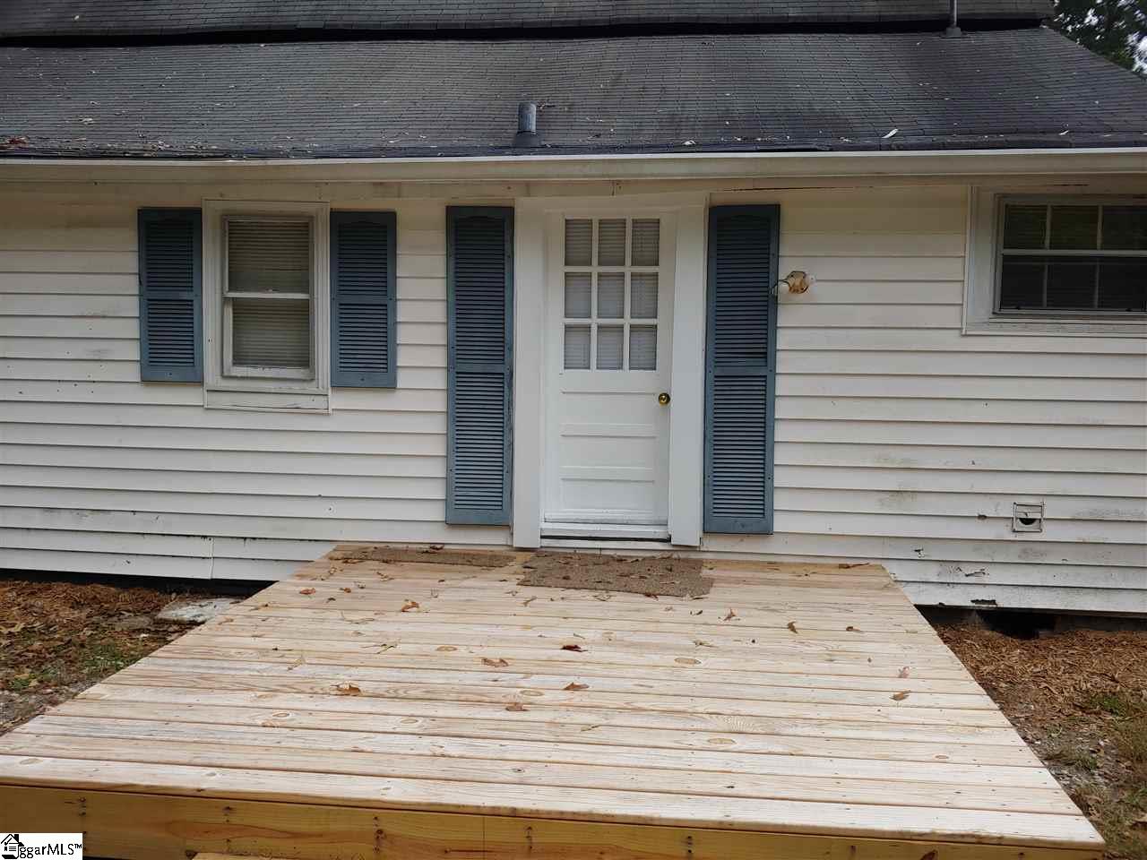 11 Spring Street Piedmont, SC 29673 - Photo 3 of 24 Gallery Image 3