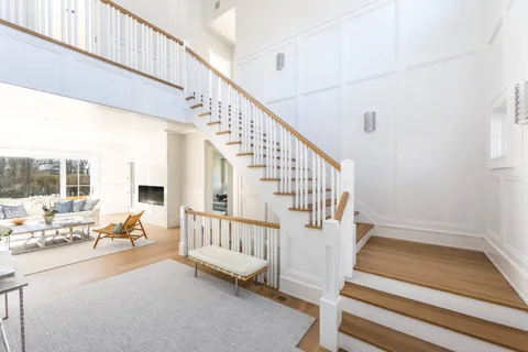 121 Hand Lane, Amagansett, NY 11930