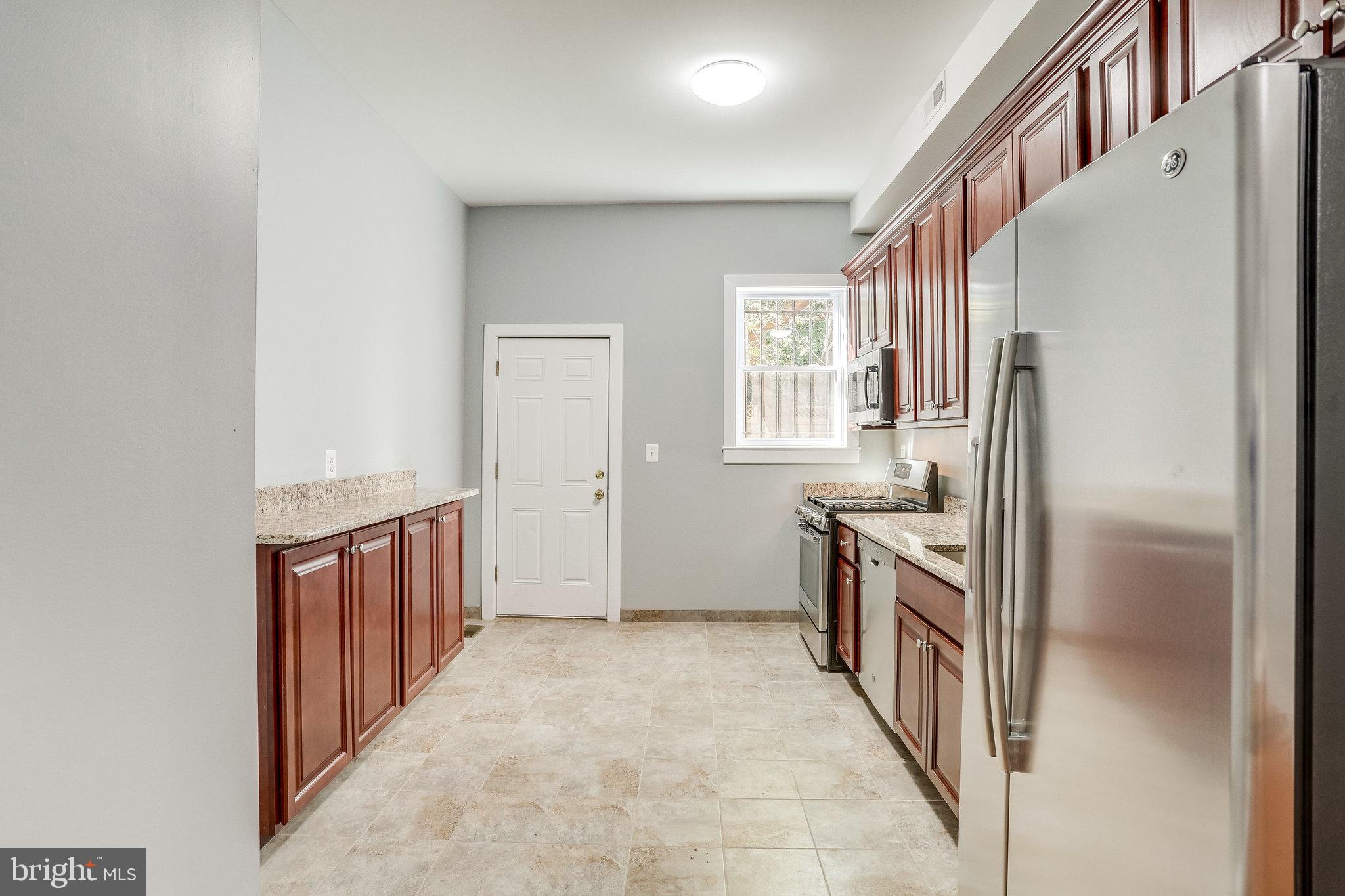 606 Q Street Northwest Washington, DC 20001 - Photo 15 of 50