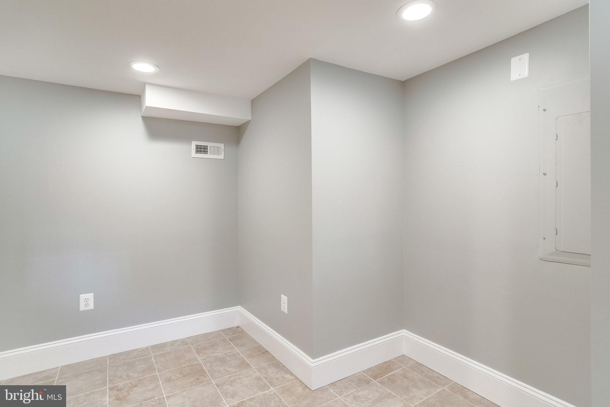 606 Q Street Northwest Washington, DC 20001 - Photo 39 of 50