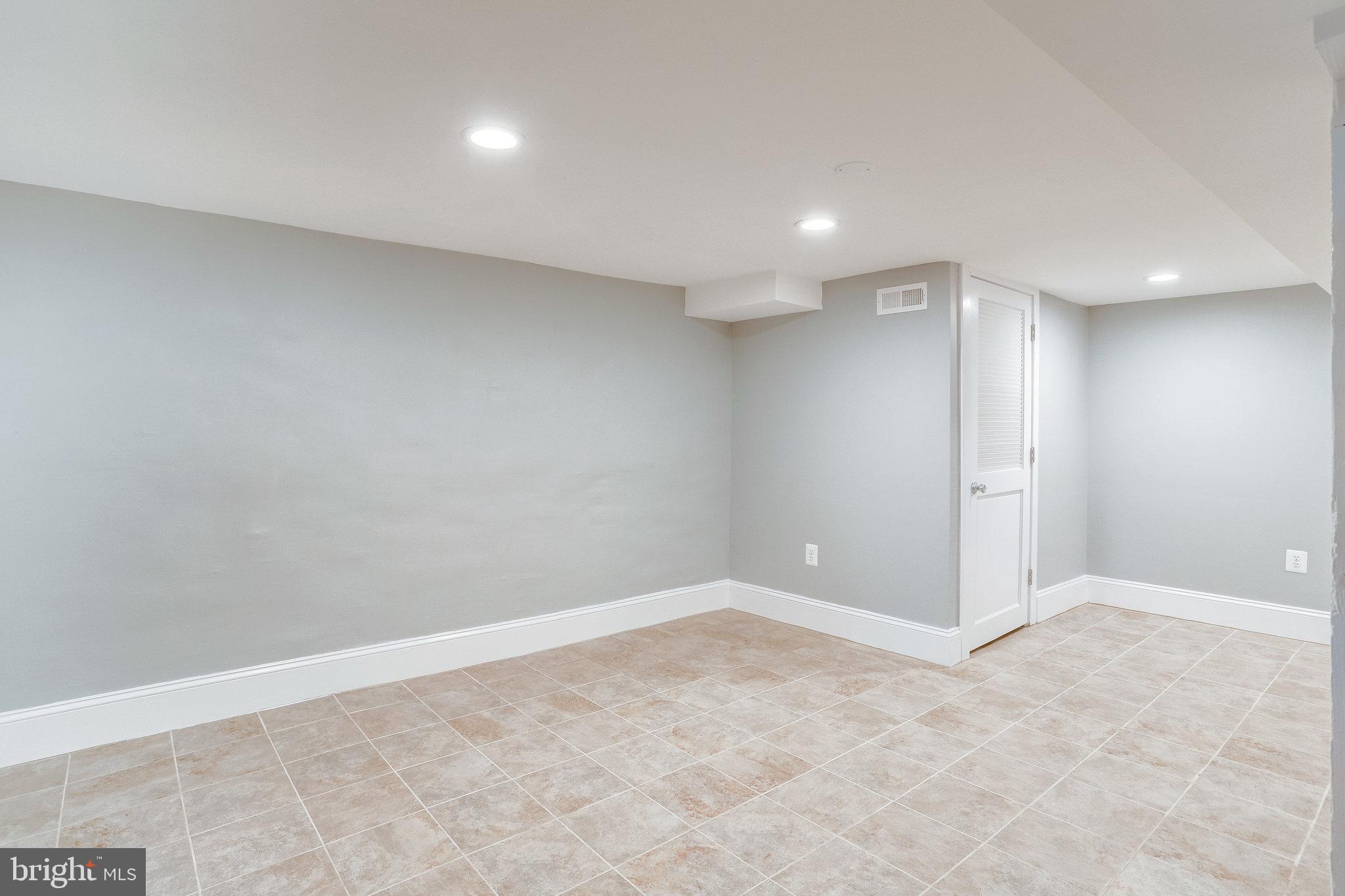 606 Q Street Northwest Washington, DC 20001 - Photo 45 of 50