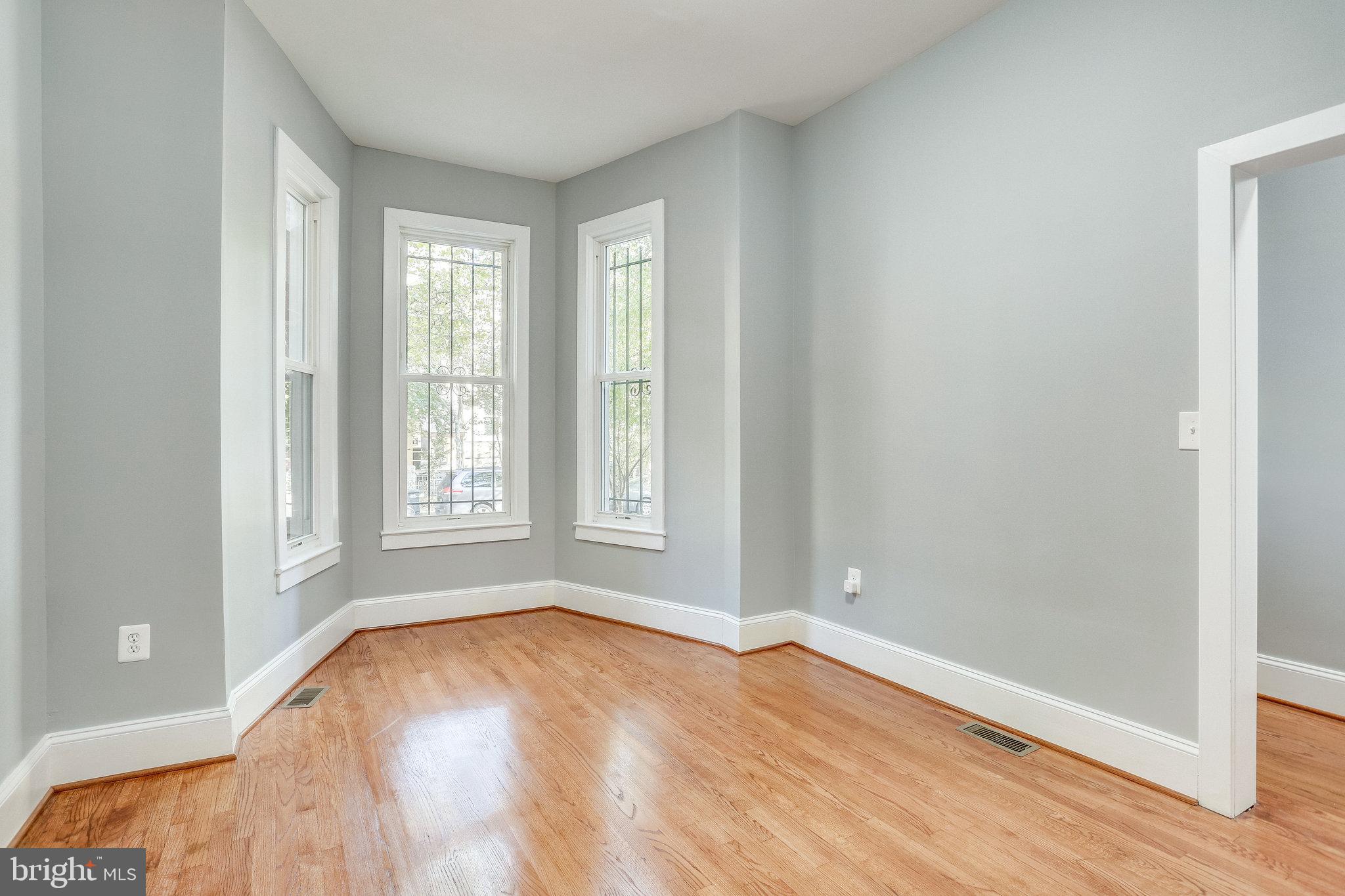 606 Q Street Northwest Washington, DC 20001 - Photo 10 of 50