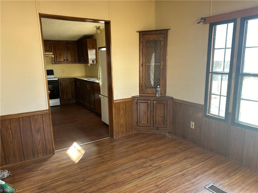 134 Tom Hunter Road Pilot Mountain, NC 27041 - Photo 20 of 32 Gallery Image 20