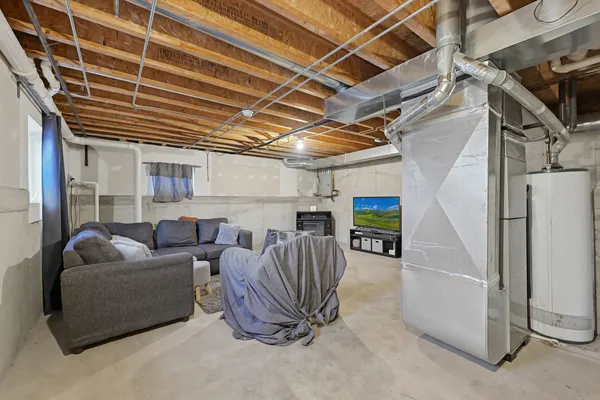 $235,000 | 15725 Kedzie Avenue, Unit 9, Markham, IL 60428