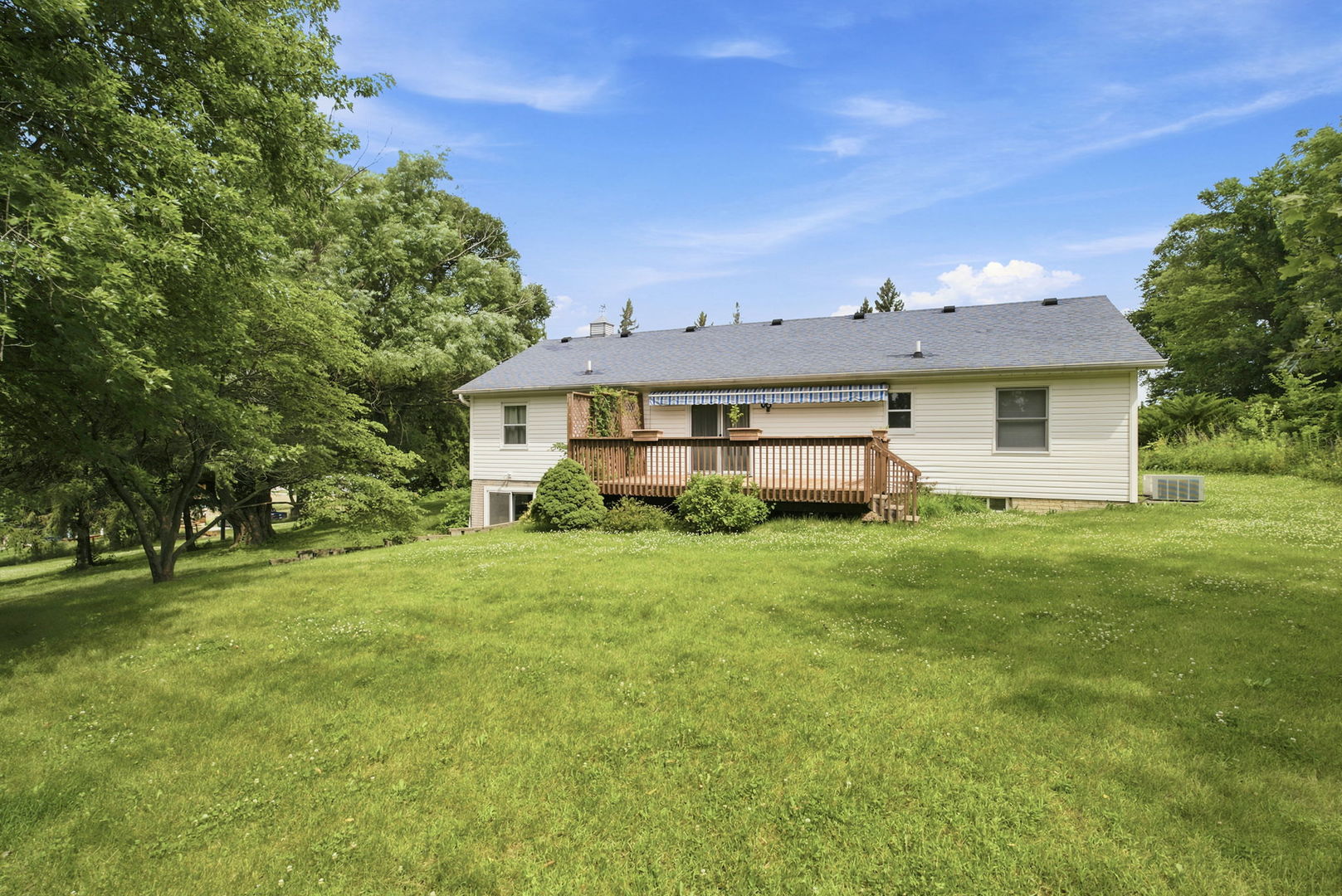 3045 Camp Creek Road Sherrard, IL 61281 - Photo 23 of 34