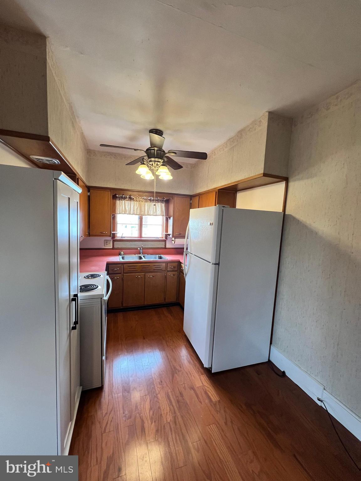 2041 Penn Avenue Reading, PA 19609 - Photo 4 of 12 1st Floor Kitchen