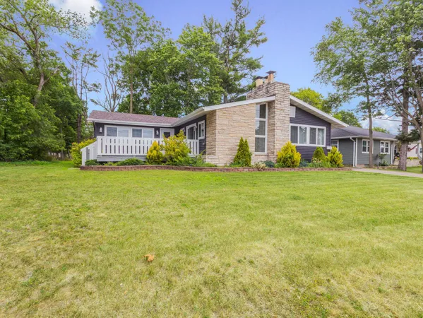 $289,900 | 2108 18th Street, Menominee, MI 49858