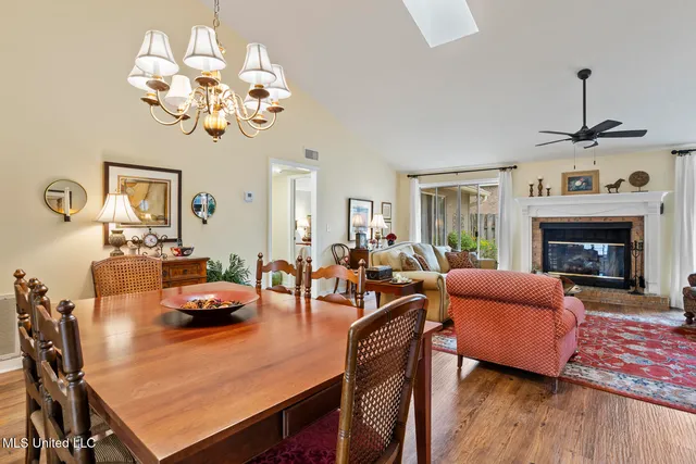 $274,900 | 139 Villa Way, Clinton, MS 39056