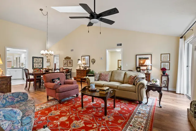 $274,900 | 139 Villa Way, Clinton, MS 39056