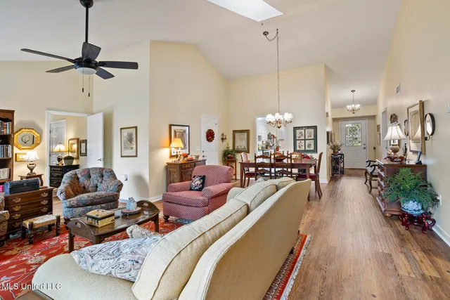 $274,900 | 139 Villa Way, Clinton, MS 39056