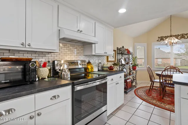 $274,900 | 139 Villa Way, Clinton, MS 39056