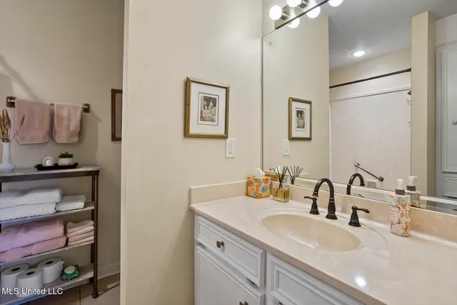 $274,900 | 139 Villa Way, Clinton, MS 39056