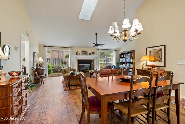 $274,900 | 139 Villa Way, Clinton, MS 39056