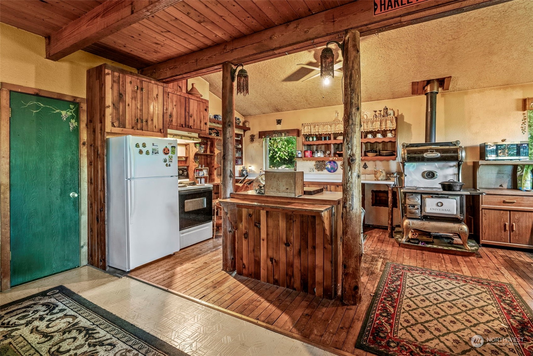 126 Shady Grove Road Onalaska, WA 98570 - Photo 8 of 18 Gallery Image 8
