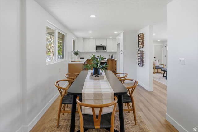 810 East Maple Street Mapleton, UT 84664 - Photo 12 of 49 Open concept dining area with wood-finish flooring