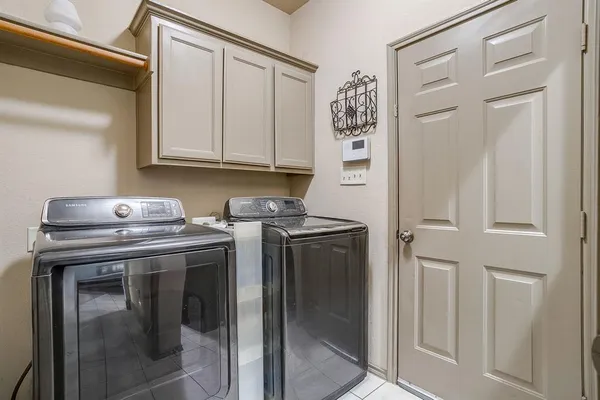 $390,000 | 1733 Colorado Drive, Burleson, TX 76028