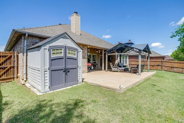 $390,000 | 1733 Colorado Drive, Burleson, TX 76028