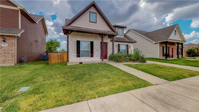 $2,600 | 6902 Appomattox Drive, College Station, TX 77845
